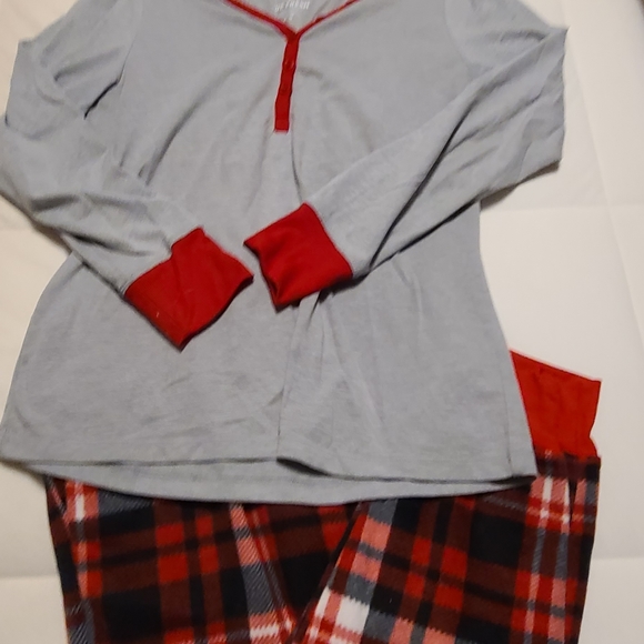 Matching Holiday Pajamas - Picture 4 of 4